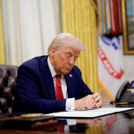 США официально отменяют санкции в отношении Сирии после заявления Трампа во время визита в страны Персидского залива