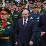 Путин говорит, что он обеспокоен, когда его спрашивают, обеспокоен ли он тем, что мир приближается к Третьей мировой войне
