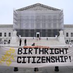 Иммигранты борются за ясность после решения Верховного суда США о гражданстве по праву рождения
