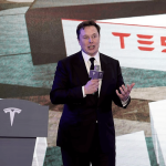 Компания Маска Tesla откроет первый в Индии автосалон в Мумбаи