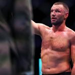 UFC в Абу-Даби: Рейнир де Риддер нокаутирует Роберта Уиттакера в пятираундовом триллере