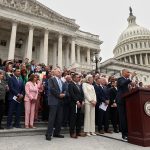 Республиканцы в Палате представителей США готовятся к окончательному голосованию по законопроекту Трампа о радикальном снижении налогов