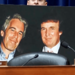 По словам чиновника, Белый дом теперь не отрицает, что имя Трампа фигурирует в досье Эпштейна