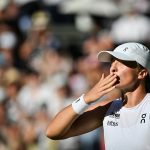 Ига Свитек обыграла Белинду Бенчич в первом финале Уимблдона