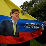 Кандидат в президенты Колумбии снова в критическом состоянии, заявляют врачи