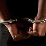 Индийская полиция арестовала фальшивого полицейского, руководящего “криминальным бюро”