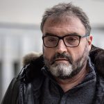 Французский врач, обвиняемый в отравлении пациентов, звучит вызывающе в преддверии суда