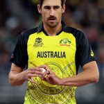 Австралийский быстрый боулер Старк уходит из T20 international cricket