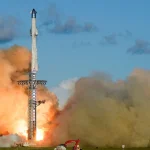 SpaceX запустила космический корабль megarocket в успешный испытательный полет