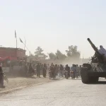 В результате теракта смертника погибли 7 пакистанских военнослужащих вблизи афганской границы, сообщают представители службы безопасности