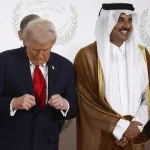Трамп встретится с эмиром Катара во время остановки по пути в Малайзию, сообщил представитель Белого дома