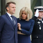 Макрон стал шестым премьер-министром Франции менее чем за два года