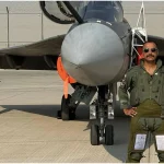 “Трагическая потеря”: ВВС Индии почтили память пилота истребителя, погибшего в авиакатастрофе на авиашоу в Дубае