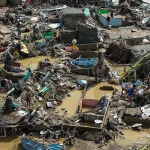 Число погибших превысило 100 человек, поскольку на Филиппинах ведутся работы по ликвидации последствий тайфуна