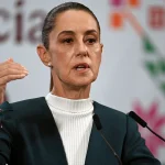 Мужчина арестован после того, как лапал президента Мексики Клаудию Шейнбаум