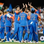 Spinners bowl India одержали крупную победу над Австралией на Голд-Косте