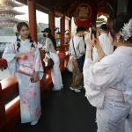 Китай советует гражданам избегать поездок в Японию через Тайваньский аэропорт; авиакомпании предлагают вернуть деньги